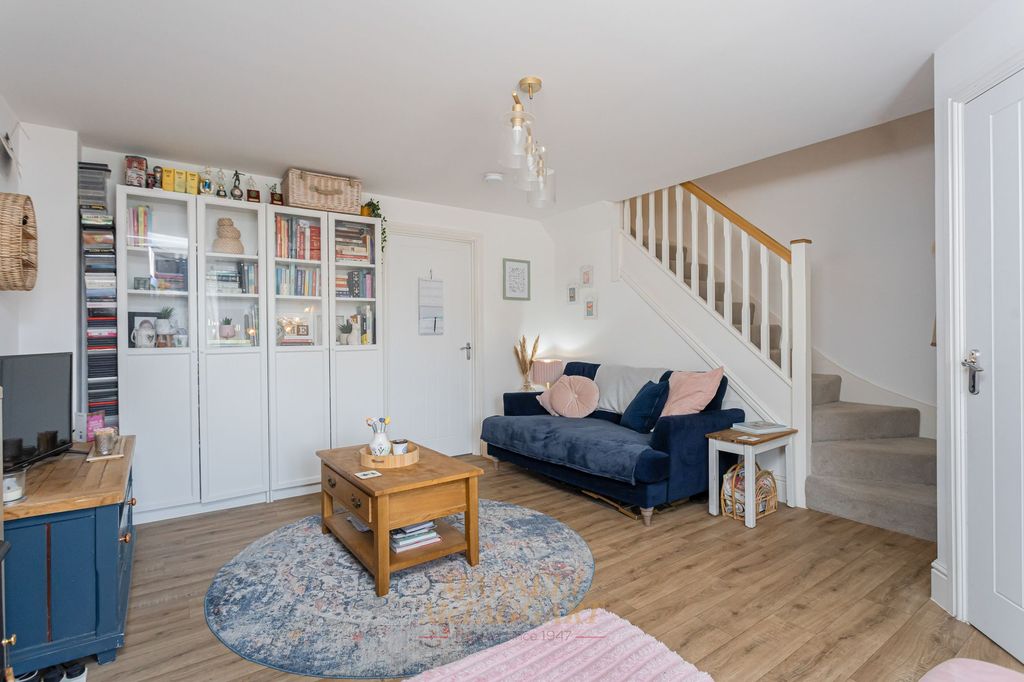 Property photo 2 of 12