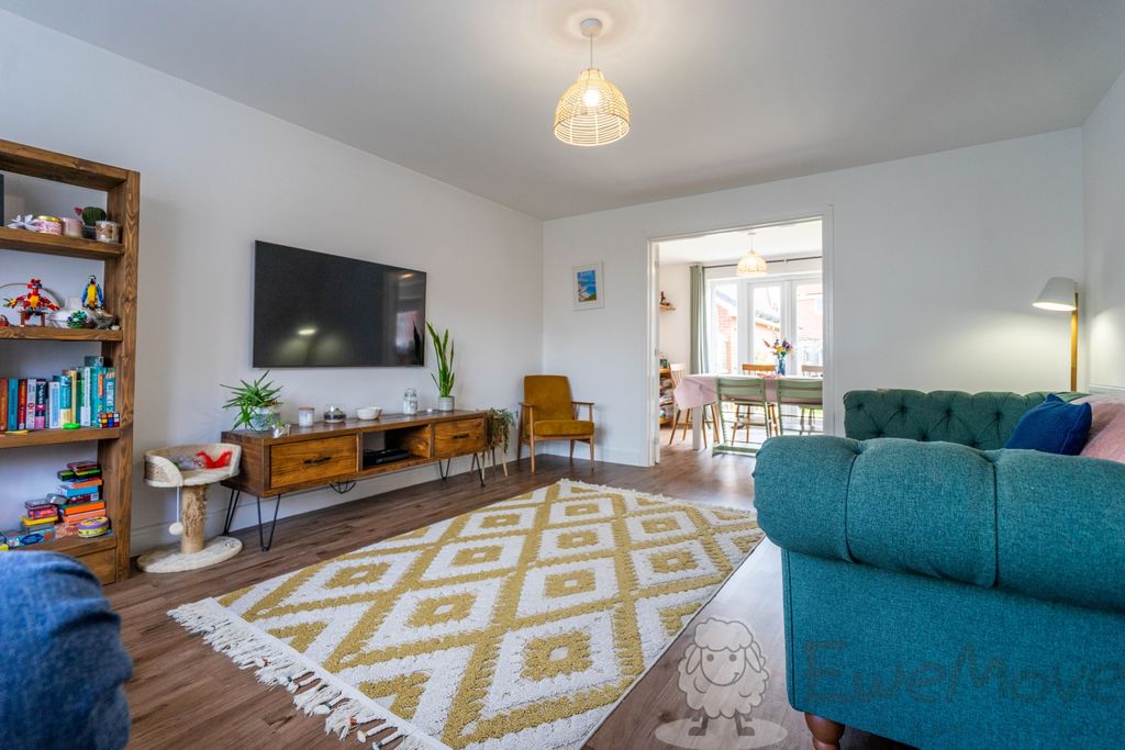 Property photo 2 of 14 Living Room