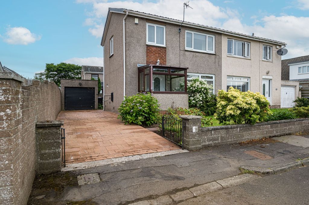 Property photo 1 of 13 Front External
