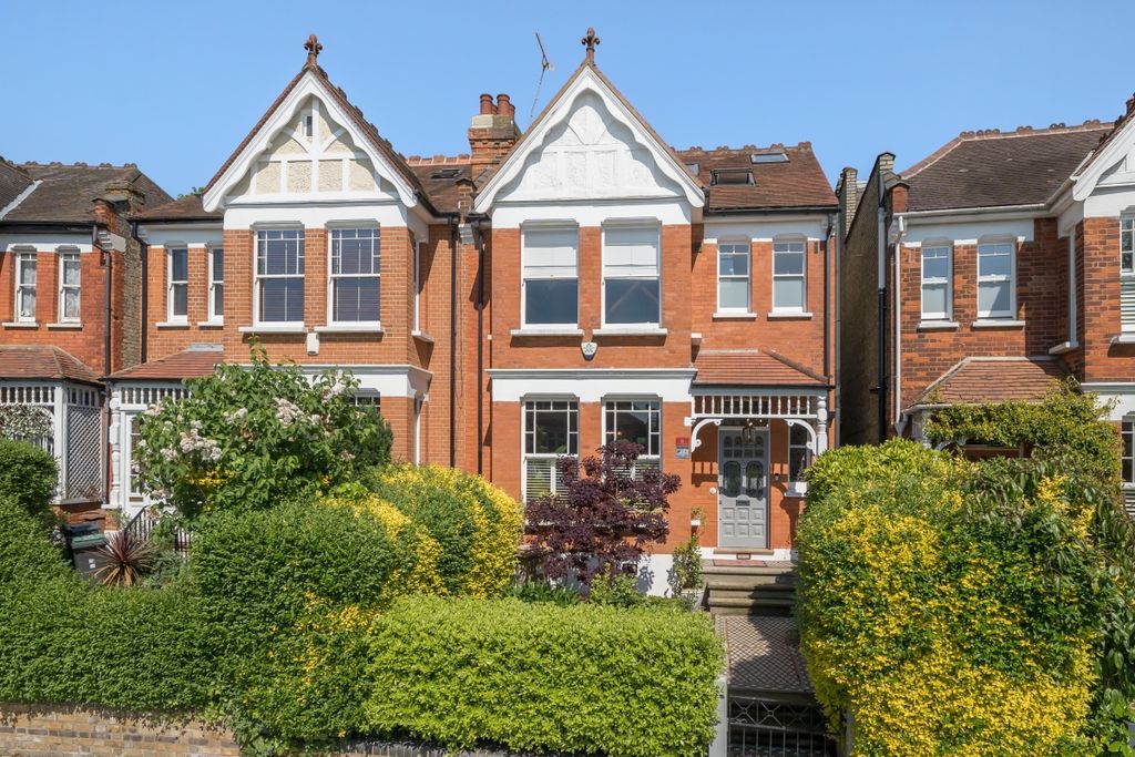 Property photo 2 of 31 1125038 (1)
