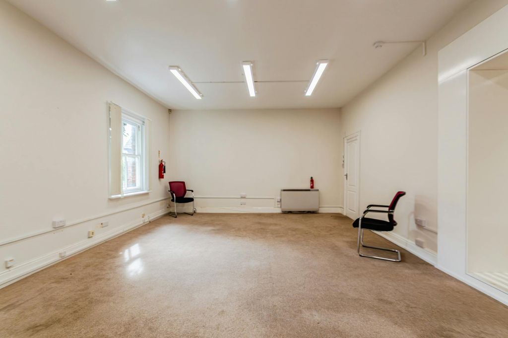 Property photo 1 of 4 6.Jpg