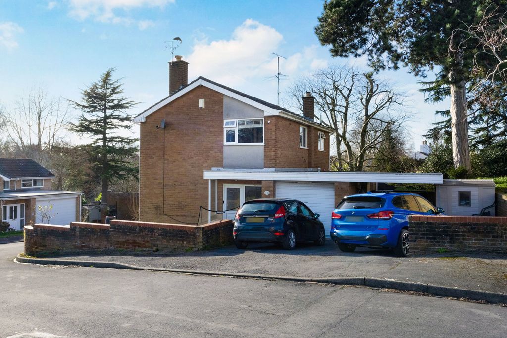 Property photo 2 of 26