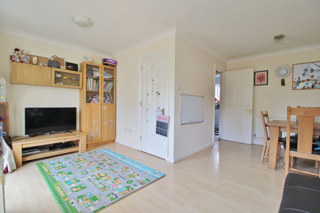 Property photo 3 of 19
