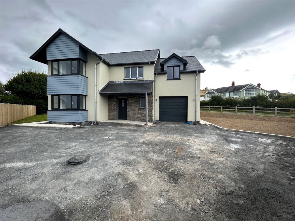 Property photo 1 of 17 Picture No. 03