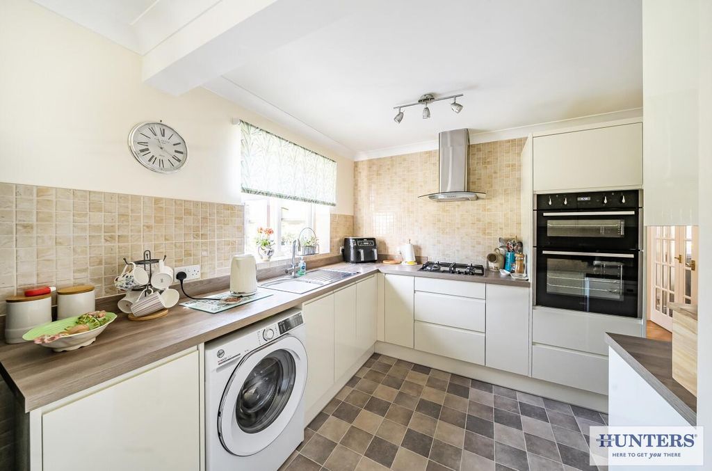 Property photo 2 of 22 391F3715-26F5-4c22-88c0-Dd9Ed90cd117.Jpg