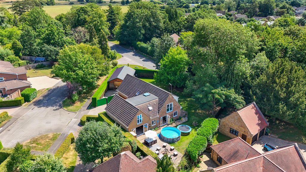 Property photo 3 of 38 0112Aerialpoolview.Jpg