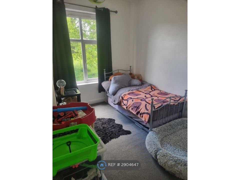 Property photo 3 of 4