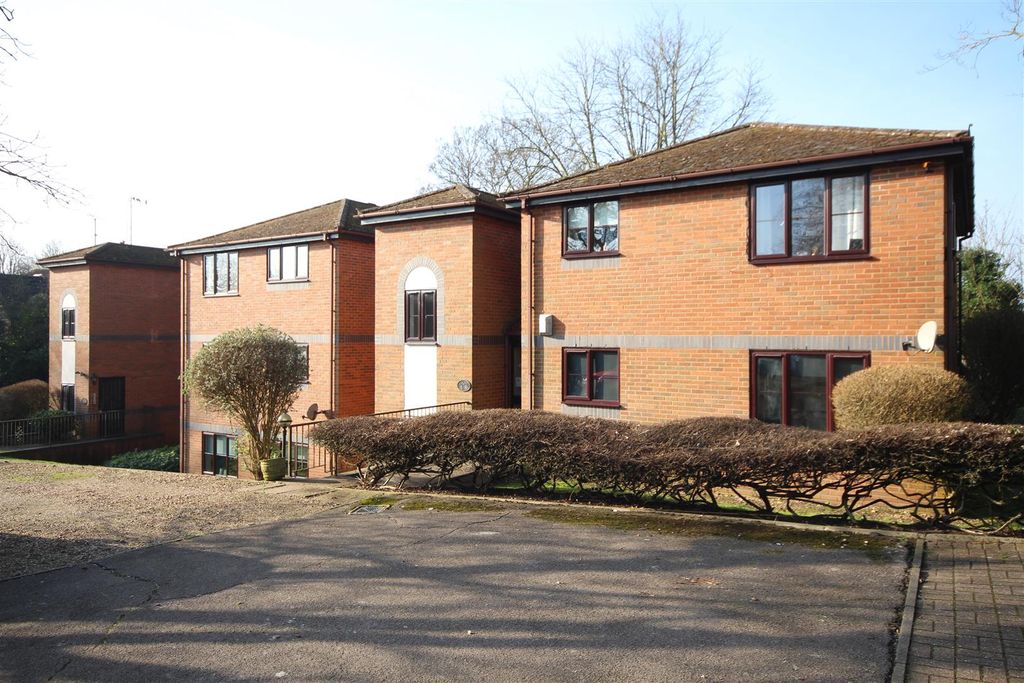 Property photo 1 of 7 Img_8882.Jpg