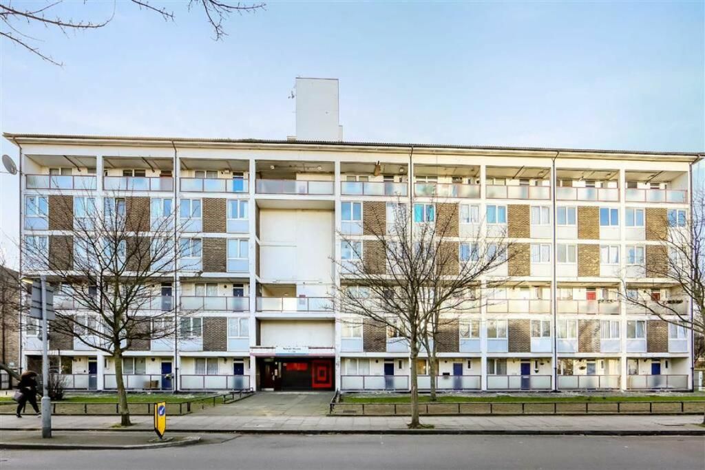 Property photo 2 of 9