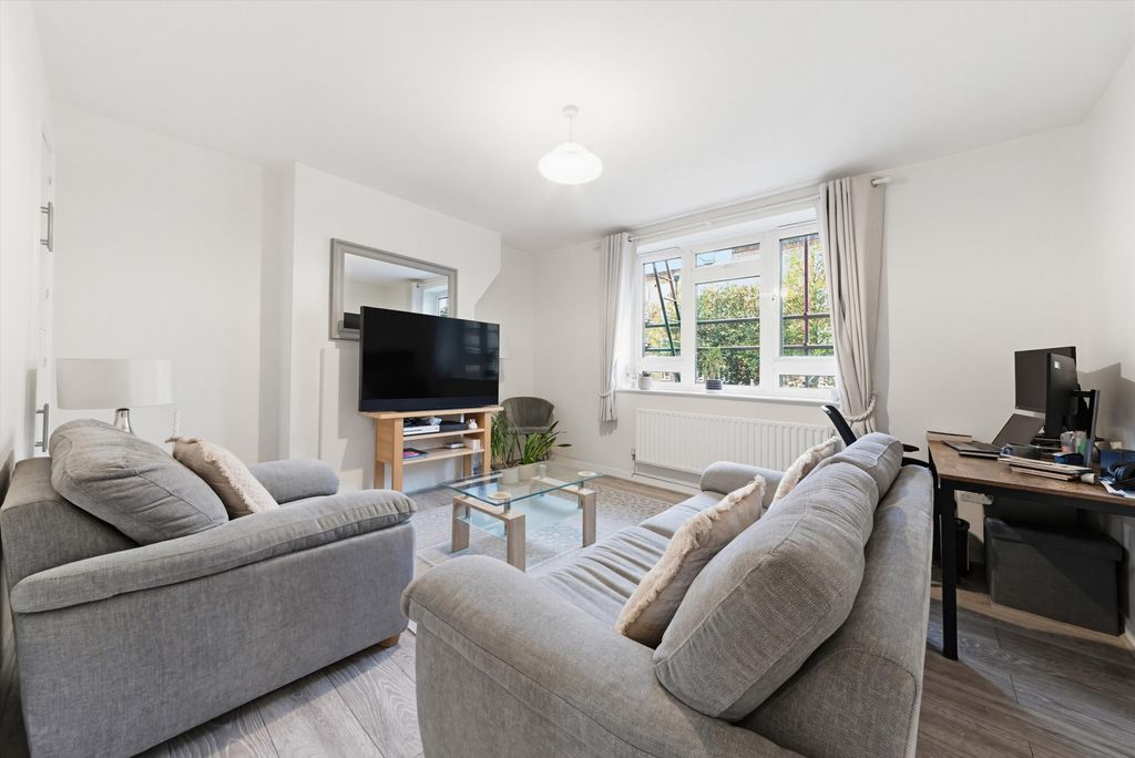 Property photo 3 of 15 Image