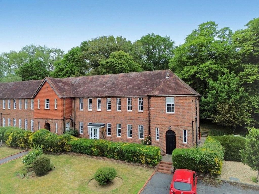 Property photo 1 of 9 Picture No. 24