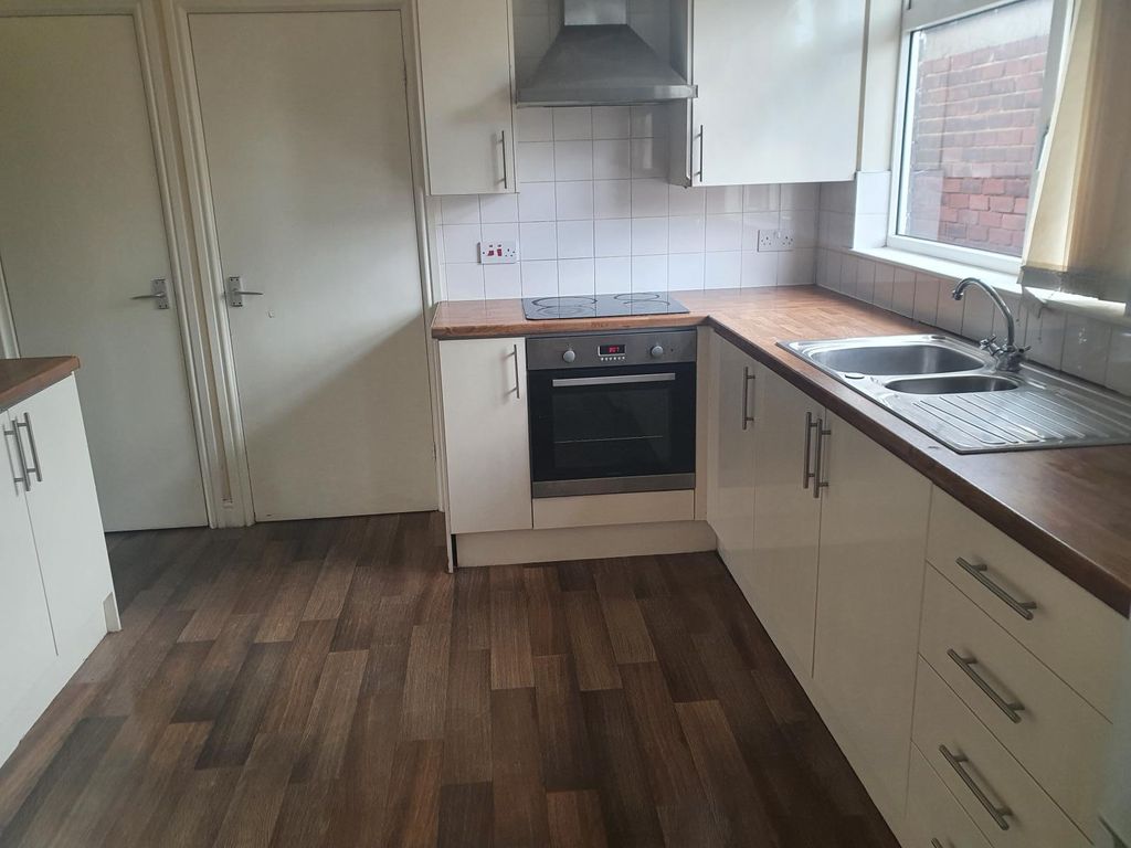 Property photo 2 of 10 Gallery