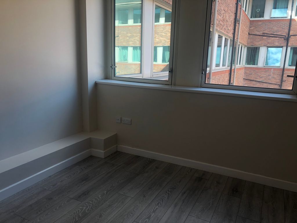 Property photo 2 of 4