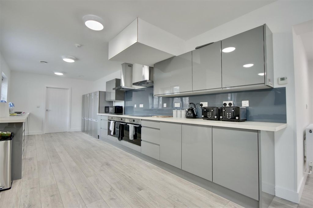 Property photo 1 of 10 Crkculvqjuiqysmo_Fqvuw.Jpg