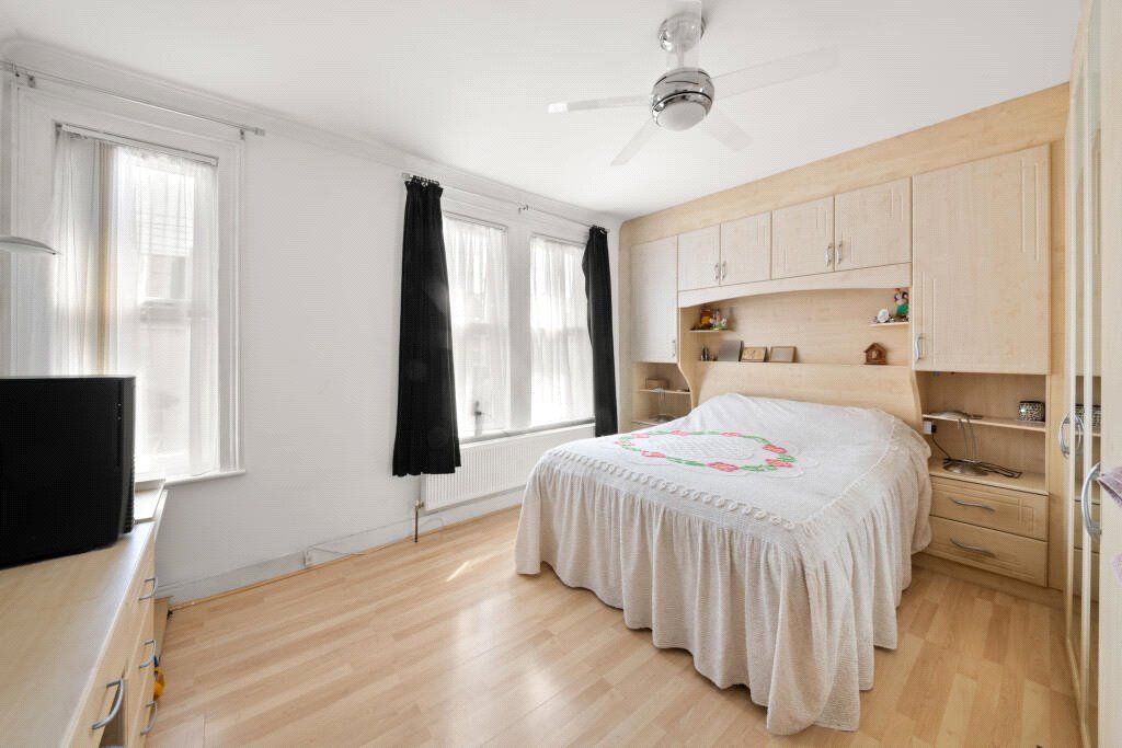 Property photo 3 of 9 Picture No. 40