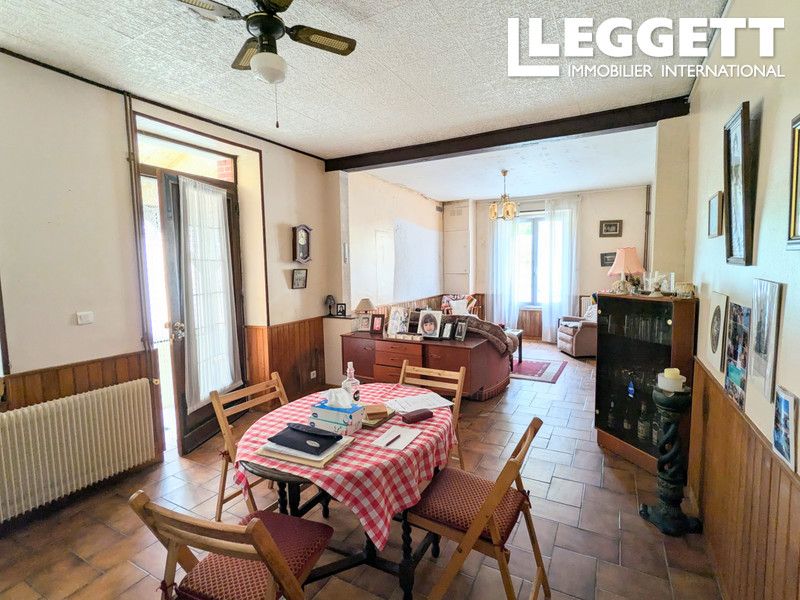 Property photo 3 of 10