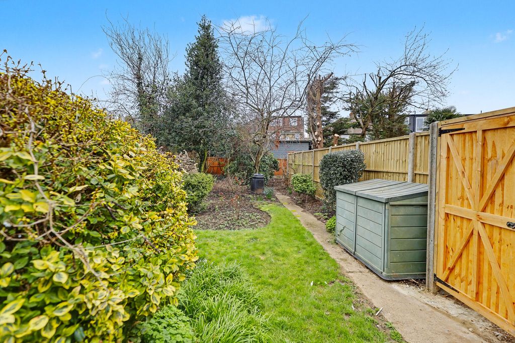 Property photo 2 of 21 Rear Garden