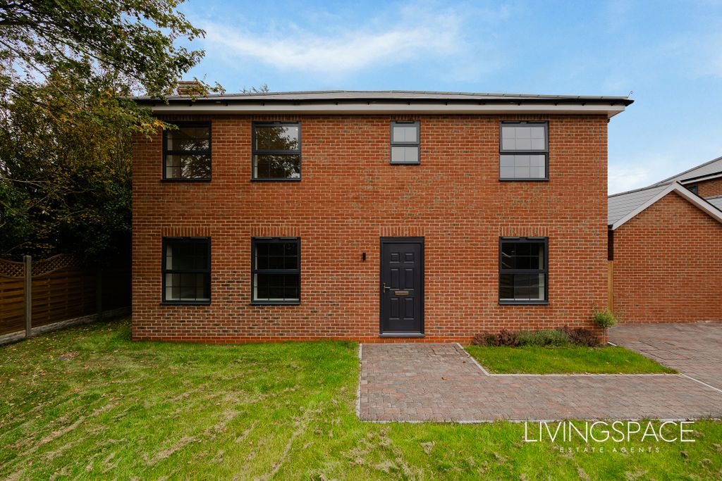 Property photo 3 of 21