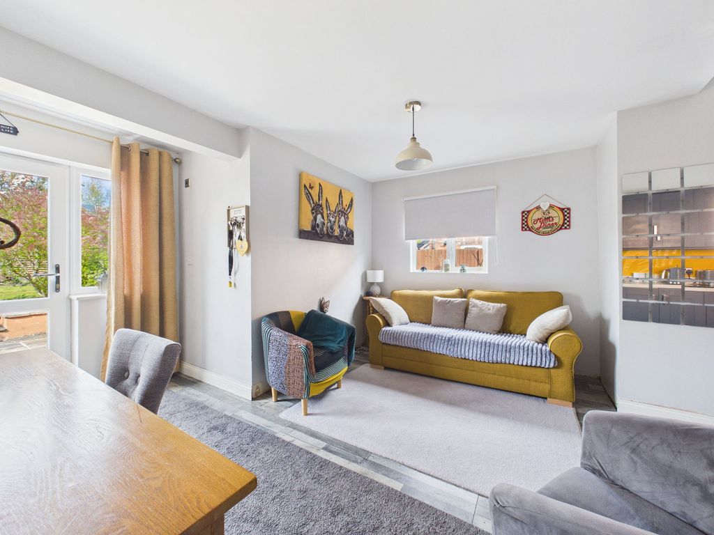 Property photo 2 of 24