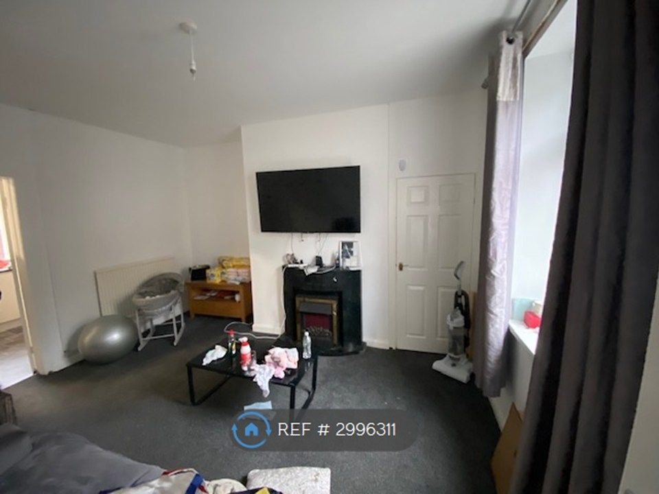 Property photo 2 of 5