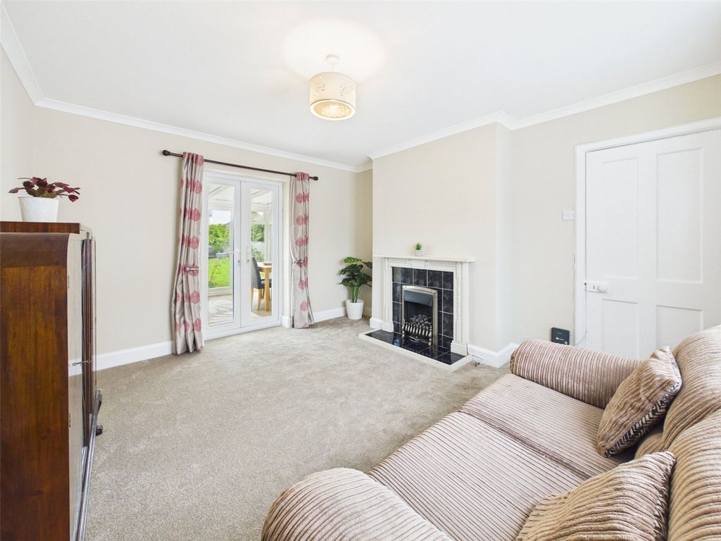 Property photo 2 of 11 Picture No. 03