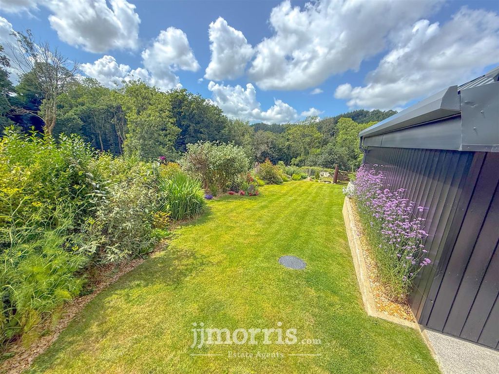 Additional image 68 of 3 bed property for saleLancych, Boncath SA37