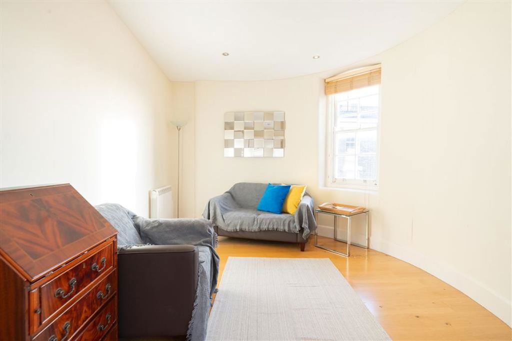 Property photo 3 of 5