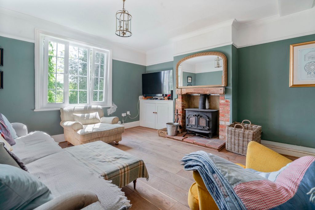 Property photo 3 of 17