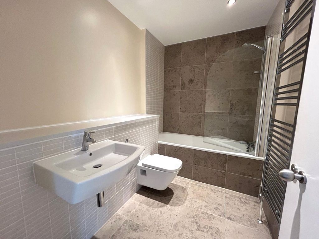 Property photo 3 of 18 Picture 3