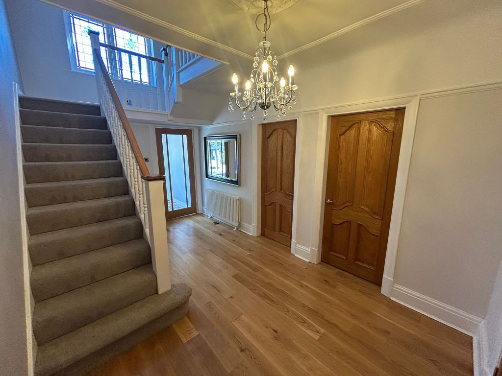 Property photo 2 of 21