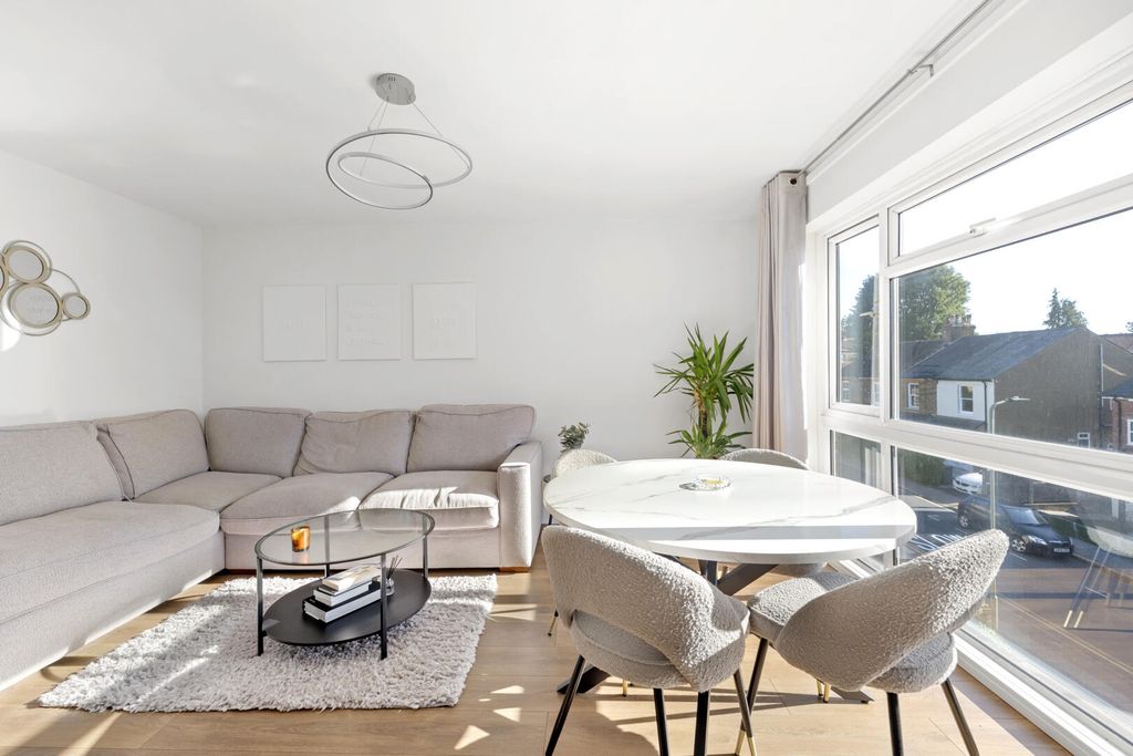 Property photo 3 of 20 Living Room