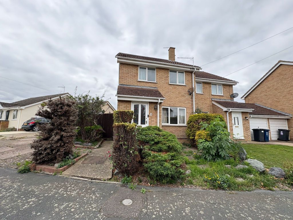 Property photo 1 of 8 Front