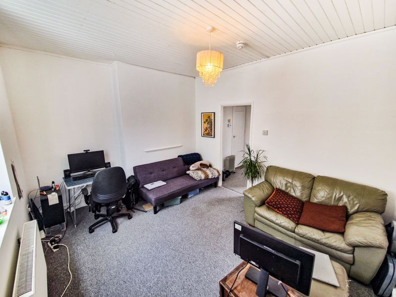 Property photo 3 of 11 Photo 3