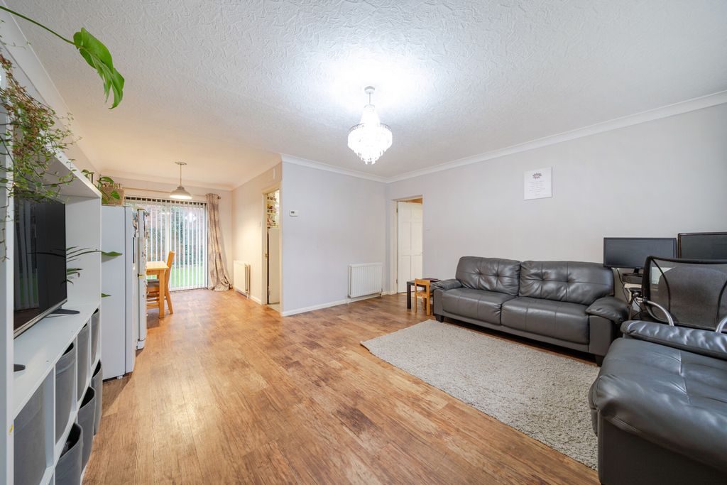 Property photo 1 of 17 1404636-1-6977A23...