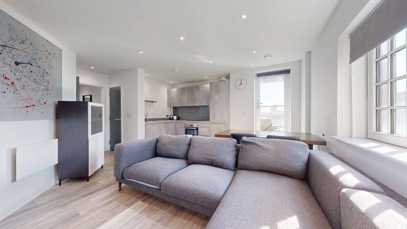 Property photo 3 of 8 Photo 9