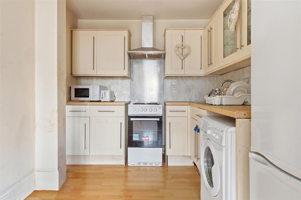 Property photo 2 of 13 002_Img_0152.Jpg