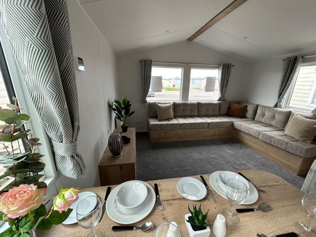 Property photo 1 of 9 Willerby Midhurst 2024 Car0063318 86873218.Jpeg