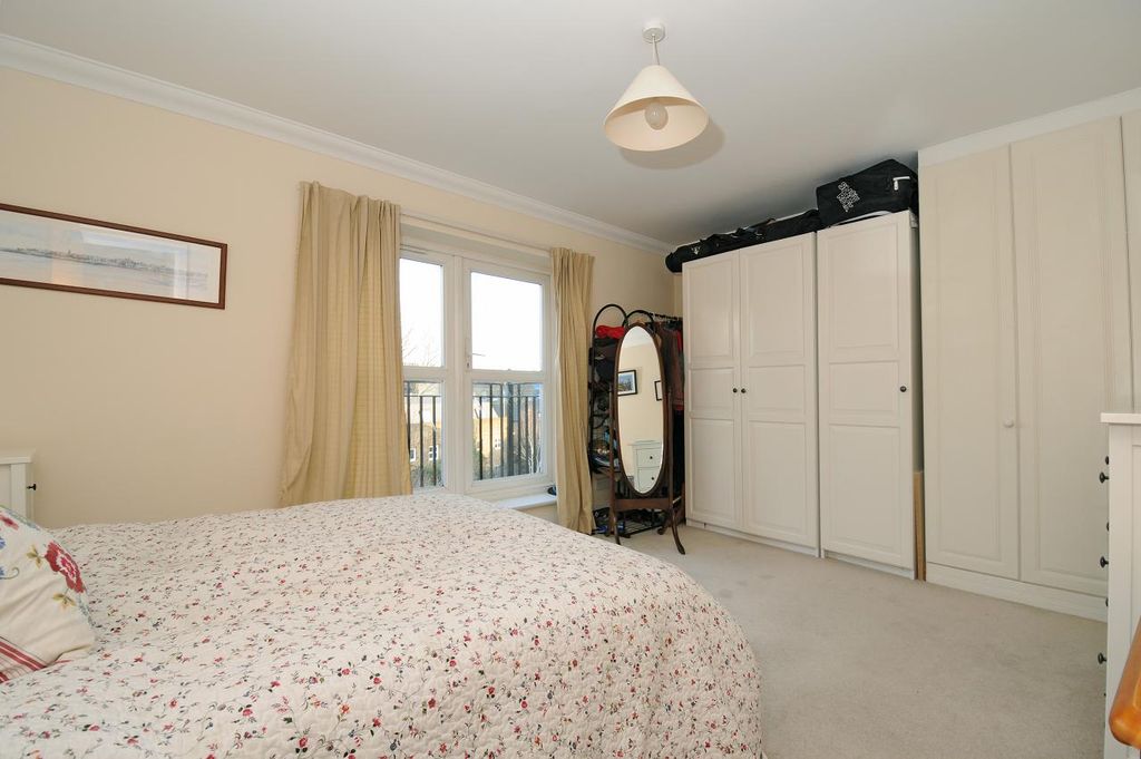 Property photo 2 of 4