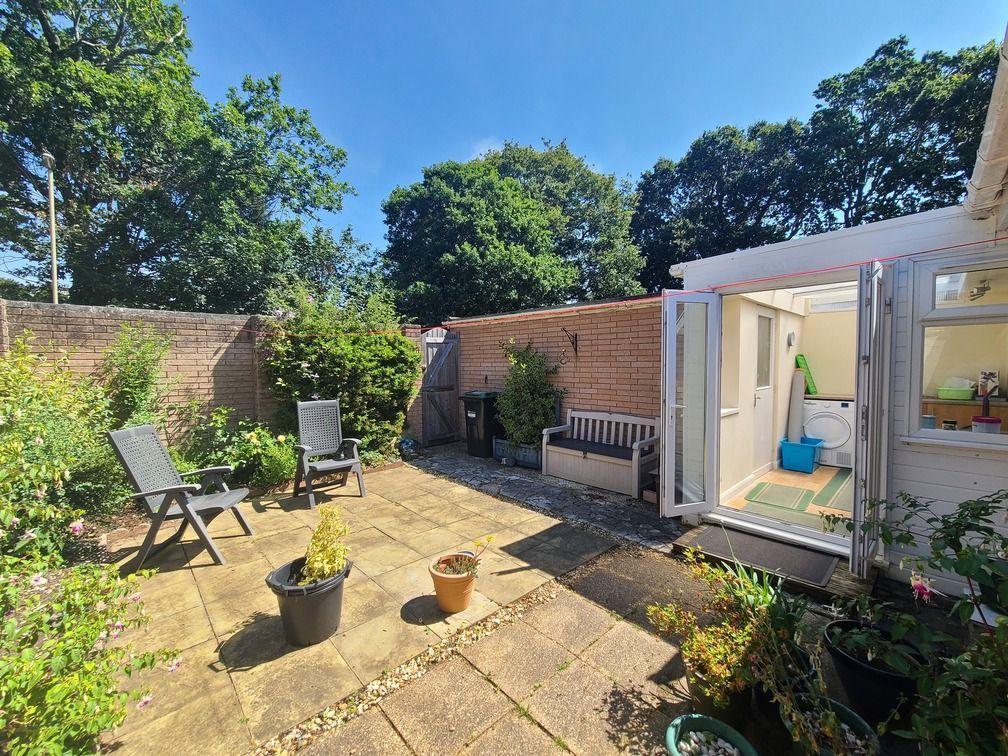 Property photo 2 of 24
