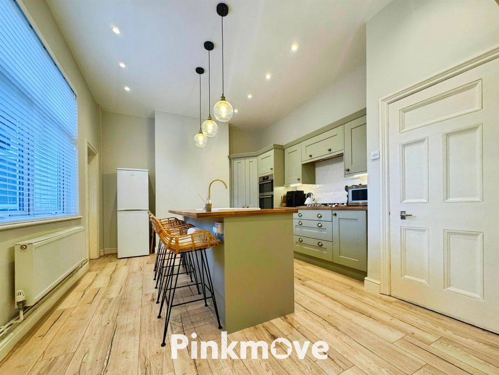 Property photo 2 of 29