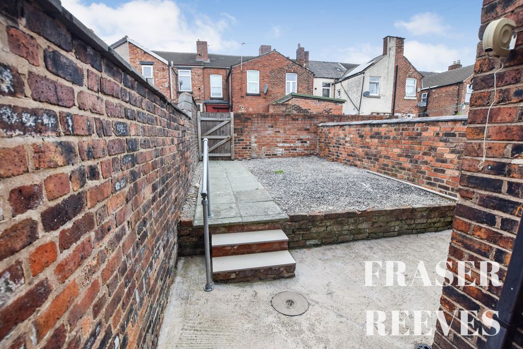 Property photo 2 of 11 Rear Courtyard