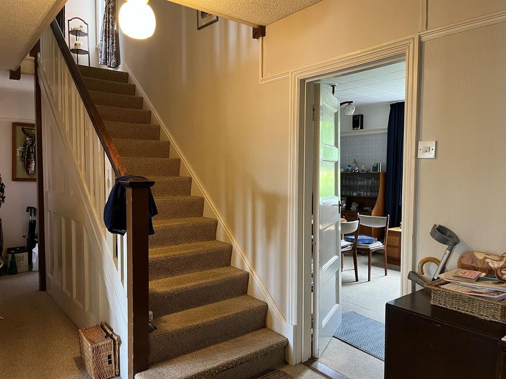 Property photo 3 of 11 Photo 3