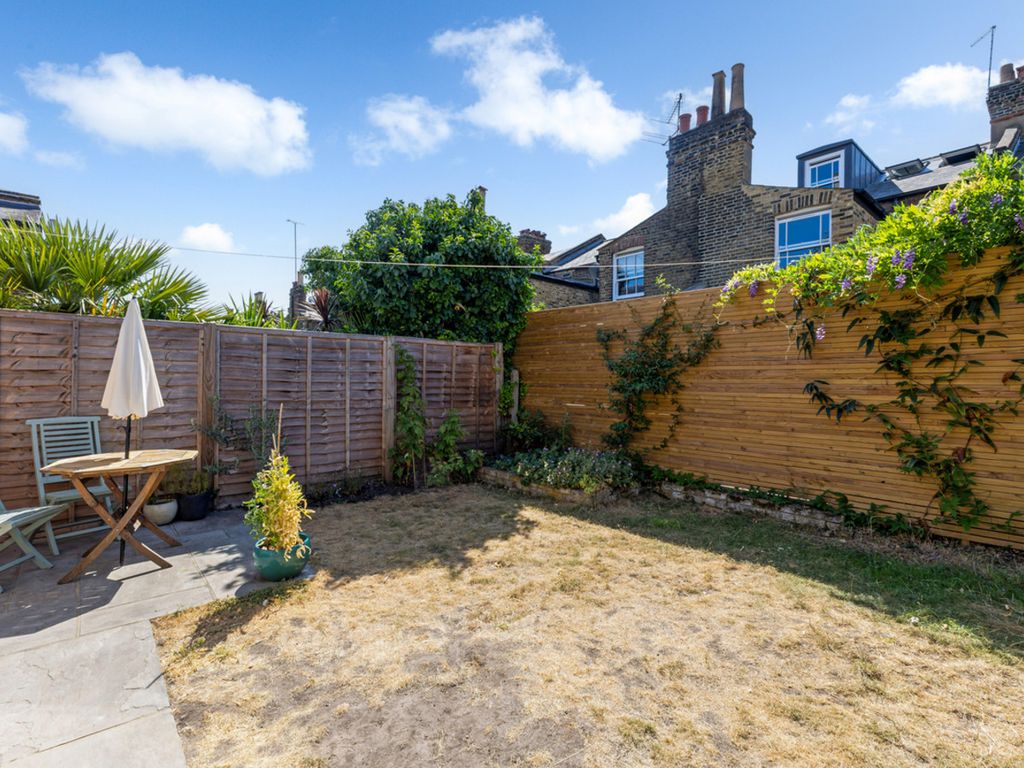 Property photo 2 of 10