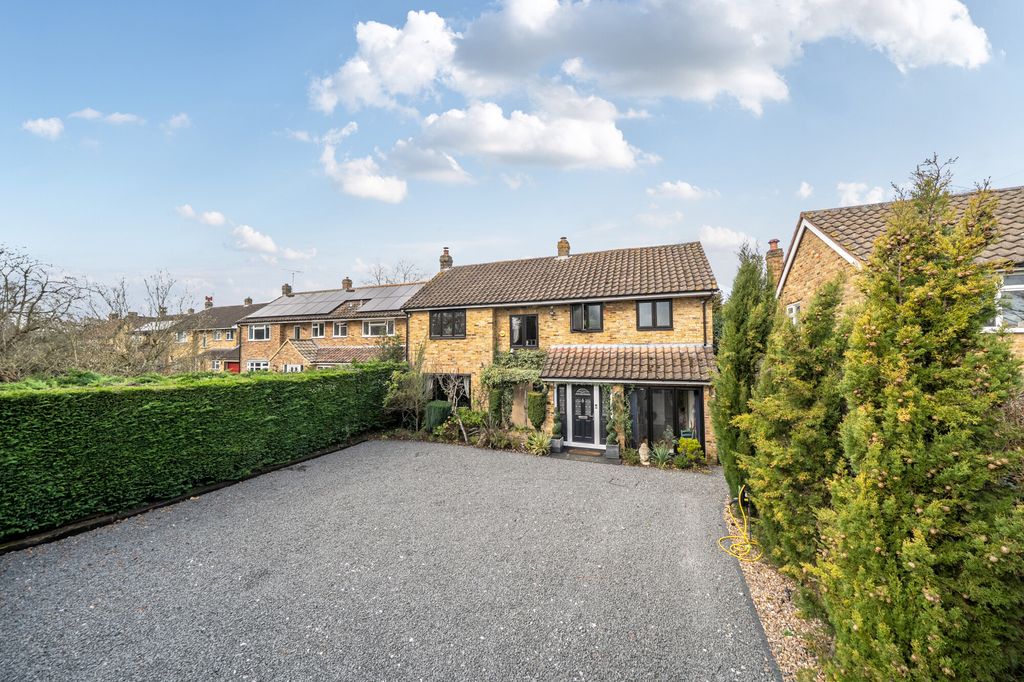 Property photo 1 of 23