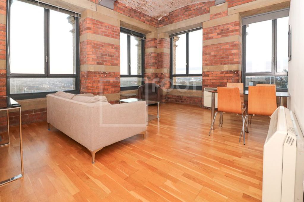 Property photo 1 of 32