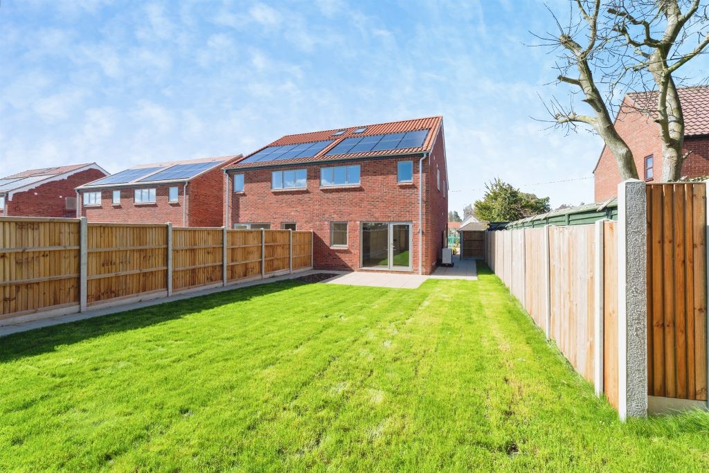 Property photo 3 of 9