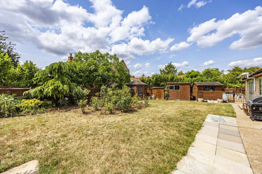 Property photo 2 of 19