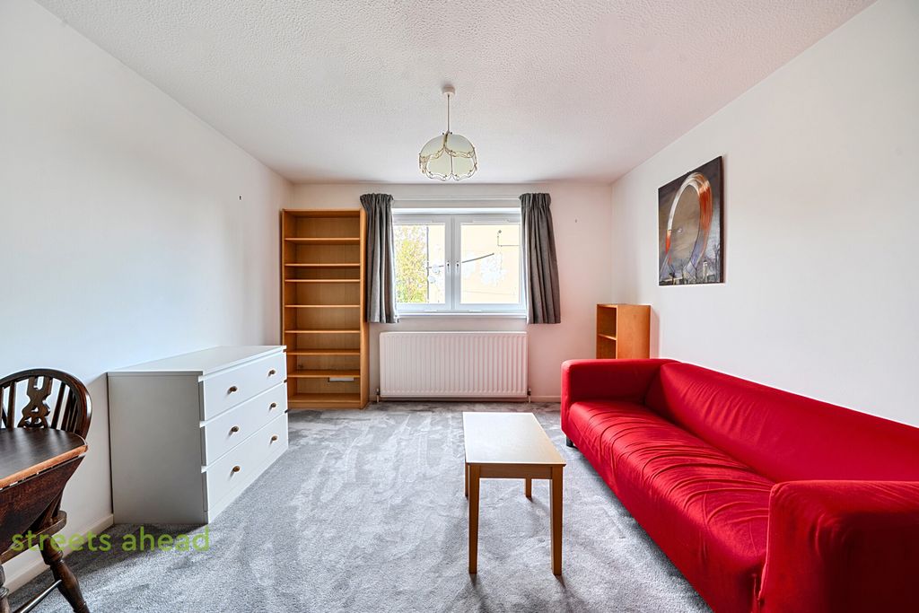 Property photo 3 of 17 1d02c68c-65ba-499...