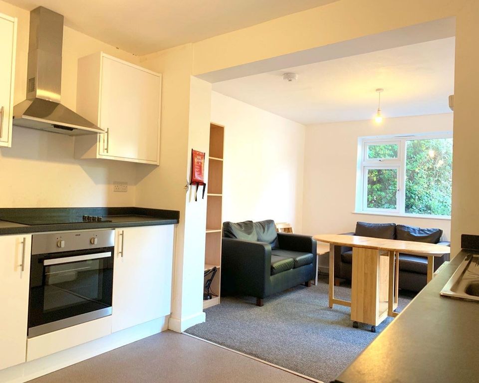 Property photo 3 of 8 4629432