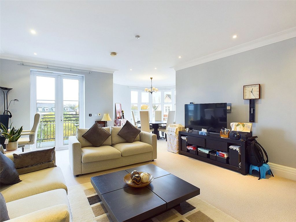 Property photo 2 of 13 Picture No. 03